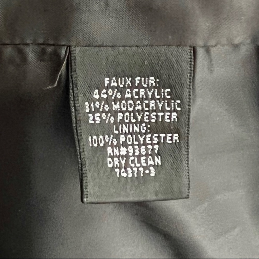 Black Lined Faux Fur Jacket Nicole by Nicole Miller Size Small - Picture 8 of 9